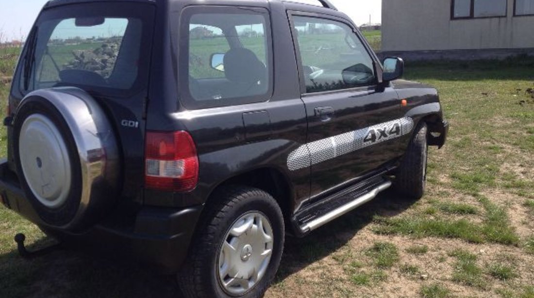 Mitsubishi Pajero Pinin 1.8 GDI 4X4 Clima 2000