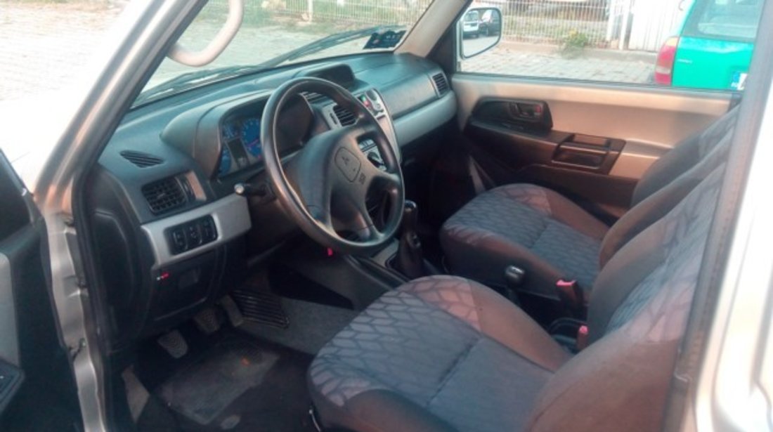 Mitsubishi Pajero Pinin 1.8GDI - 4x4 Clima 2000