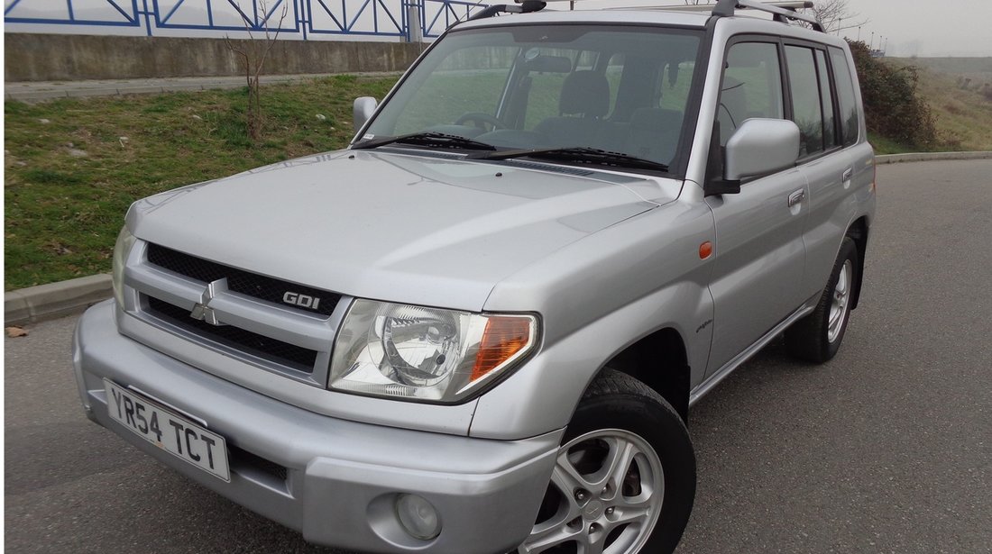 Mitsubishi Pajero Pinin 2.0 GDi 5 Usi AC 2004