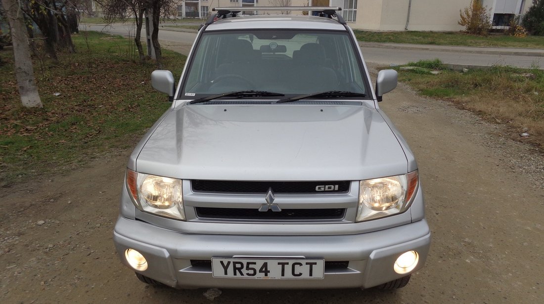 Mitsubishi Pajero Pinin 2.0 GDi 5 Usi AC 2004