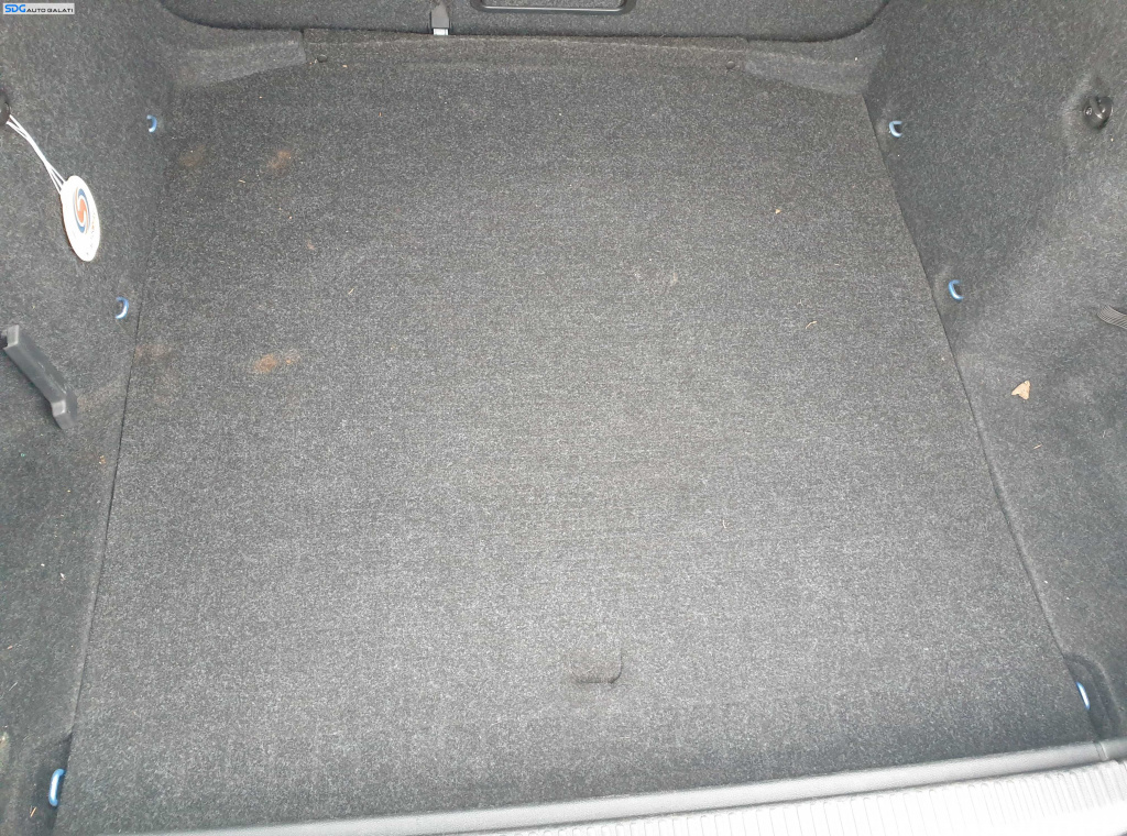 Mocheta Capitonaj Podea de la Roata Rezerva Skoda Octavia 3 Break Combi 2013 - 2020 Cod 5E9863463K [K3603]