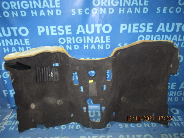 Mocheta interior BMW E81 2007; 6975361 (fata)