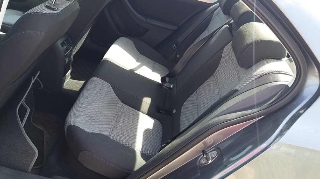 Mocheta Interior, VW Jetta 2014 1.4 TSI 150 Cai CRJA Hybrid