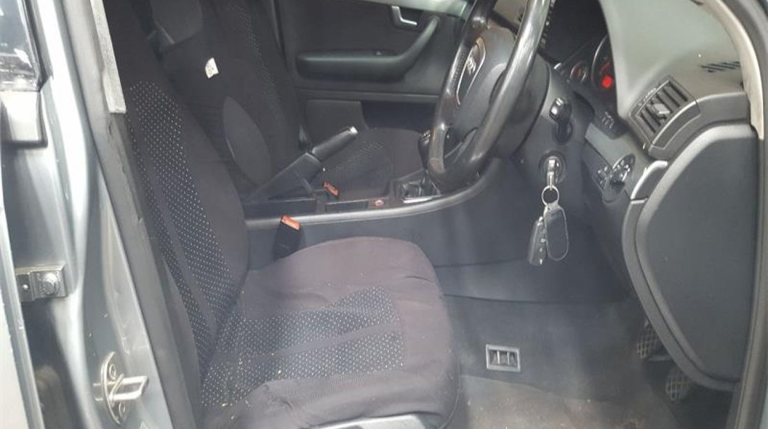 Mocheta podea interior Audi A4 B7 2005 Sedan 1.8 TFSi