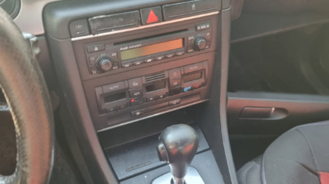 Mocheta podea interior Audi A4 B7 2006 BERLINĂ 2.0 tdi BLB