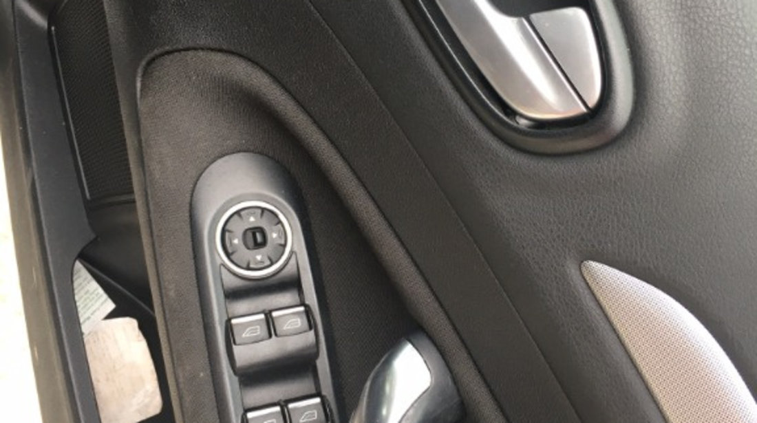 Mocheta podea interior Ford Mondeo 4 2010 TURNIER 2.0 TDCI