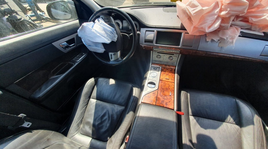 Mocheta podea interior Jaguar XF 2008 berlina 2.7 tdv6