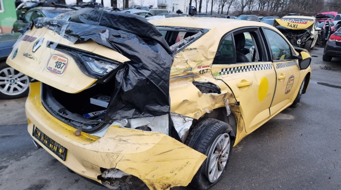 Mocheta podea interior Renault Megane 4 2017 berlina 1.6 benzina