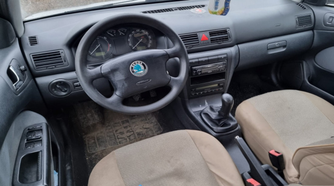 Mocheta podea interior Skoda Octavia 2006 sedan/berlina 1.9 tdi