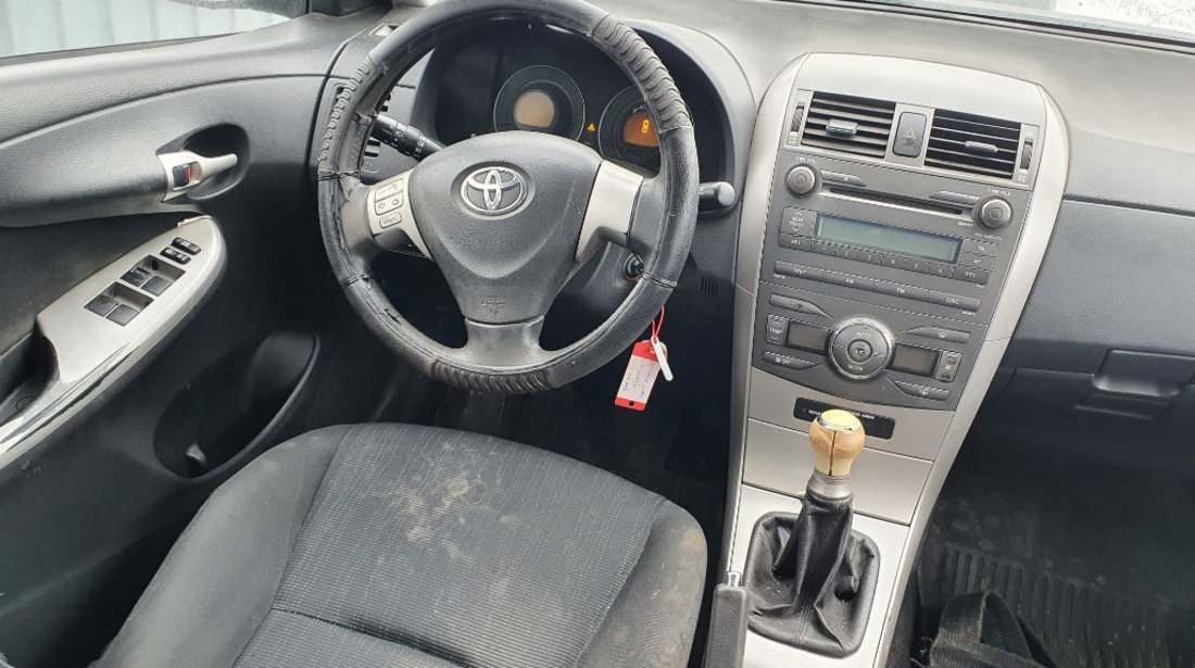 Mocheta podea interior Toyota Corolla 2009 berlina 4ZZFE 1.4 vvt-i