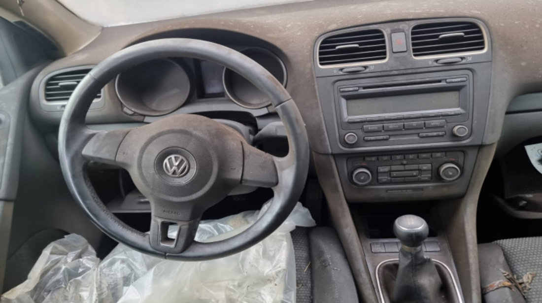 Mocheta podea interior Volkswagen Golf 6 2009 HatchBack 1.6