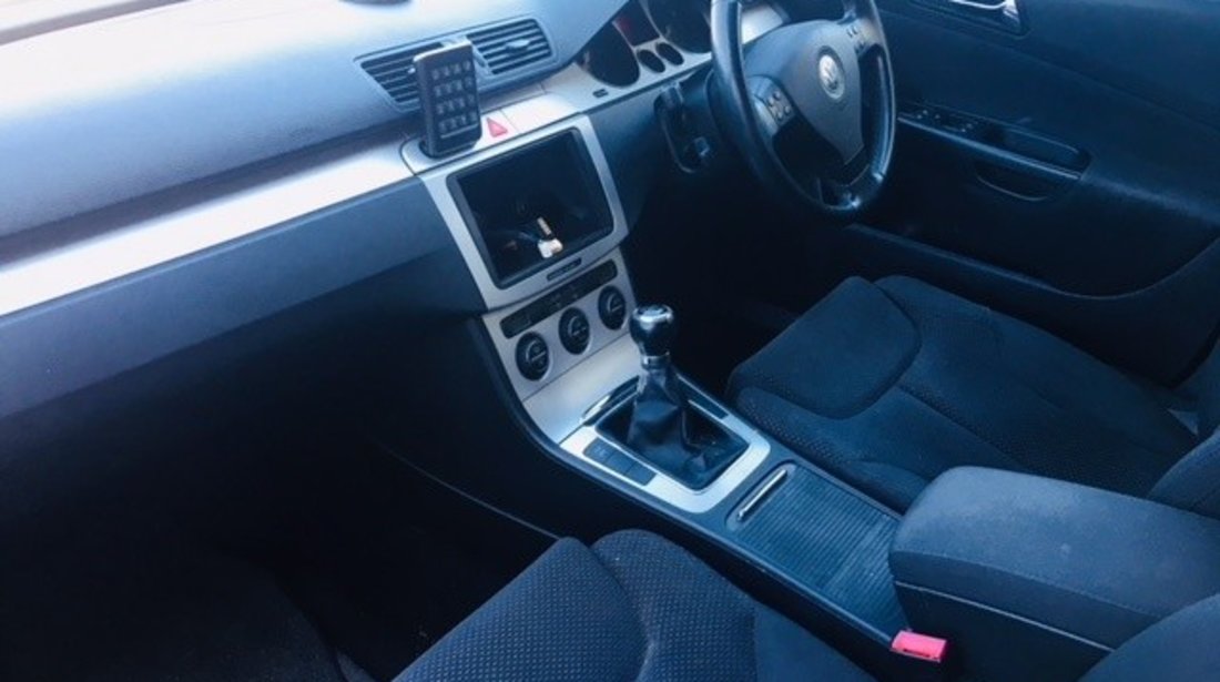 Mocheta podea interior Volkswagen Passat B6 2007 LIMUZINA 2.0 TDI