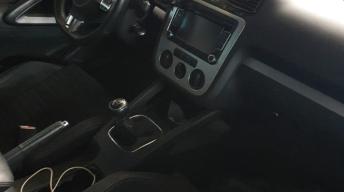 Mocheta podea interior Volkswagen Scirocco 2010 coupe 1.4 tsi