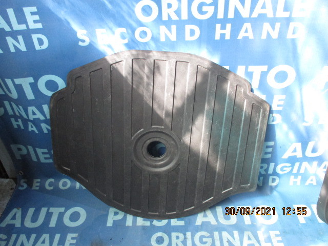 Mocheta portbagaj Audi A4; 8E9863547 (capac rezerva); combi