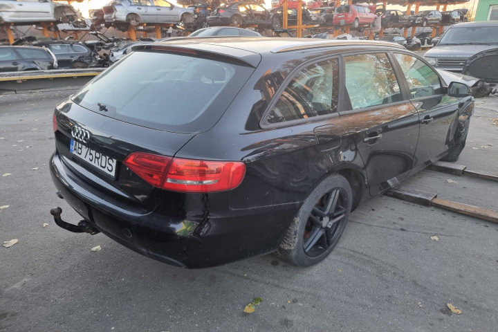 Mocheta portbagaj Audi A4 B8 2010 combi/break 2.0 diesel
