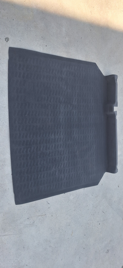 Mocheta portbagaj Audi Q3 (2011-2017) [8U] 2.0 Motorina 2015, 8U0863463 / 8U086346387A