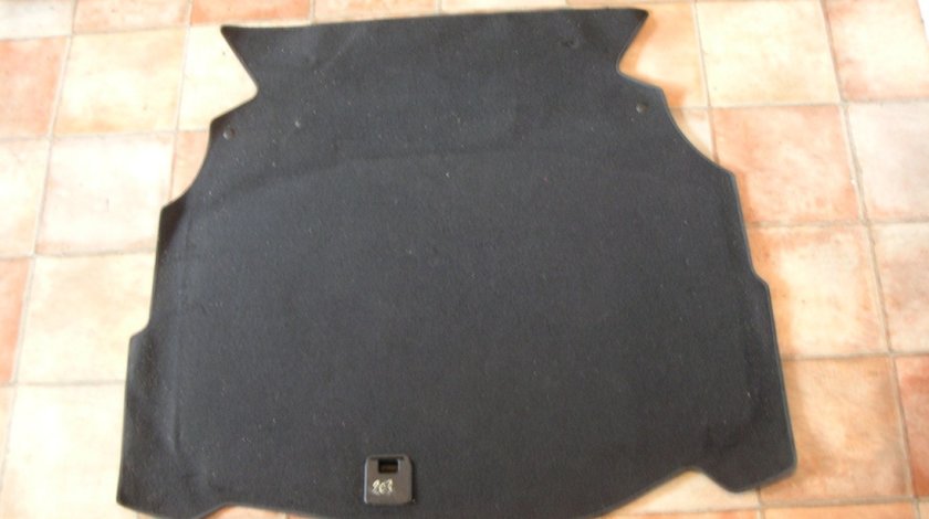 Mocheta portbagaj Mercedes W203