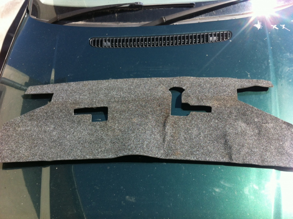Mocheta sub spatar Volkswagen VW Golf 4 [1997 - 2006] Hatchback 5-usi 1.9 TDI MT (116 hp) (1J1)