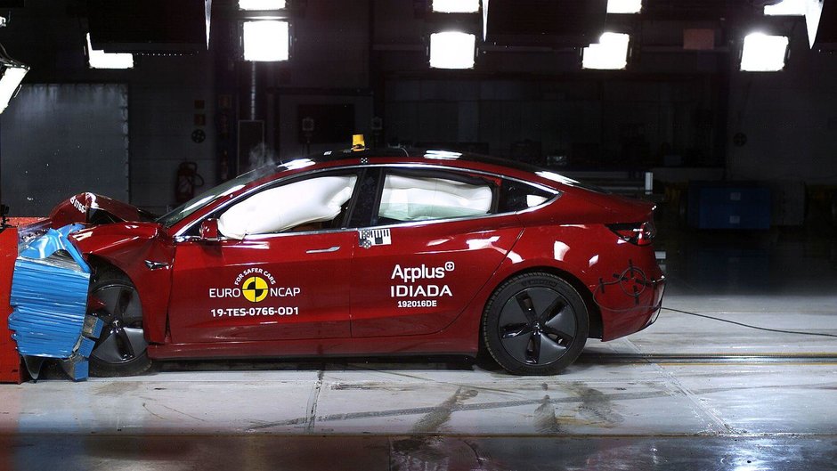 Model 3 la Euro NCAP