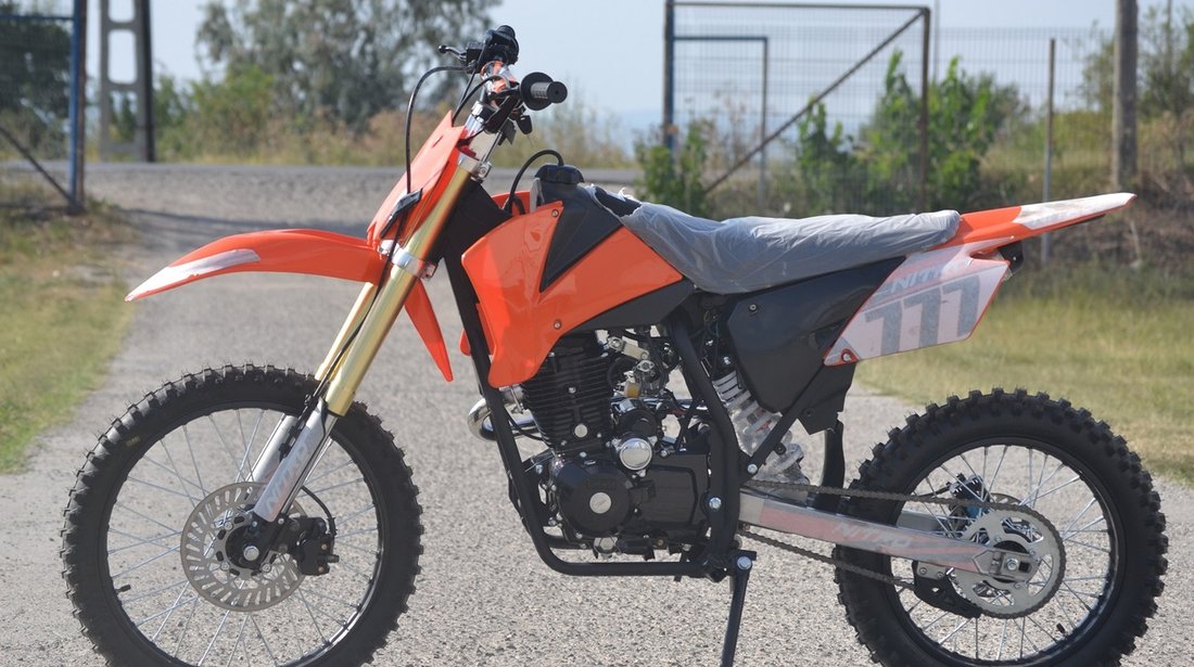 Model: Hurricane Dirt bike 250cc