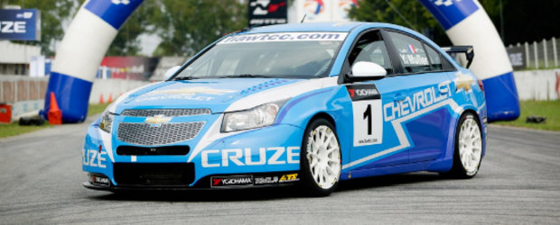 Modelul Cruze ia cu asalt Campionatul Mondial de Turisme, in deschiderea unei noi ere