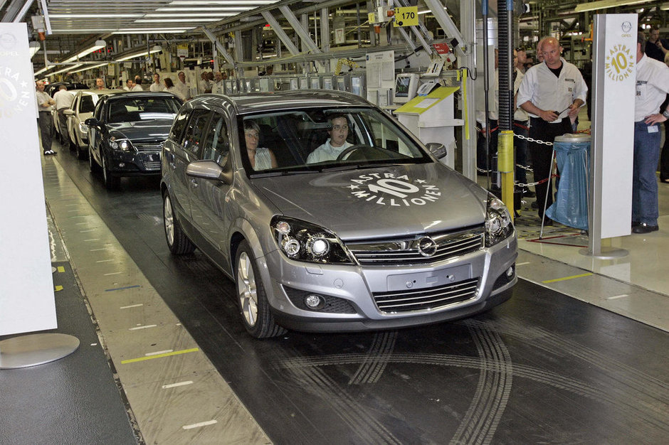 Modelul Opel Astra nu se va mai fabrica in Germania