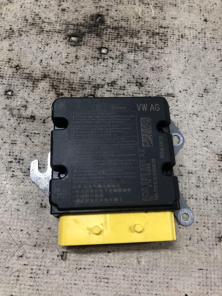 Modul airbag Volkswagen Golf 7 1.4 Benzina 2015, 5Q0959655AA