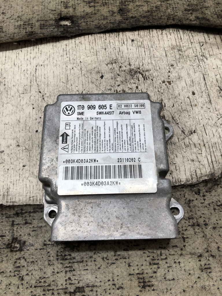 Modul airbag Volkswagen Touran 2.0 Motorina 2012, 1T0909605E