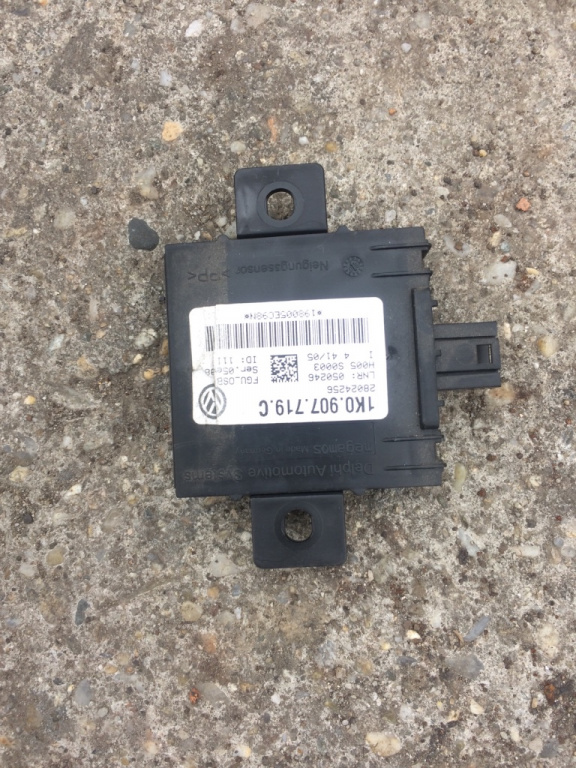 Modul alarma 1K0907719C Volkswagen VW Golf 5 [2003 - 2009] Hatchback 5-usi 2.0 TDI MT (140 hp) V (1K1) Cod motor BKD