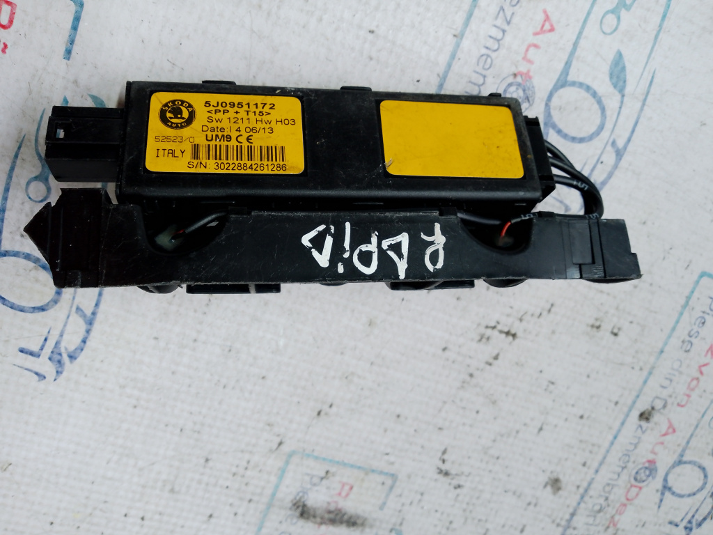 Modul alarma Skoda RAPID 2014, 5J0951172