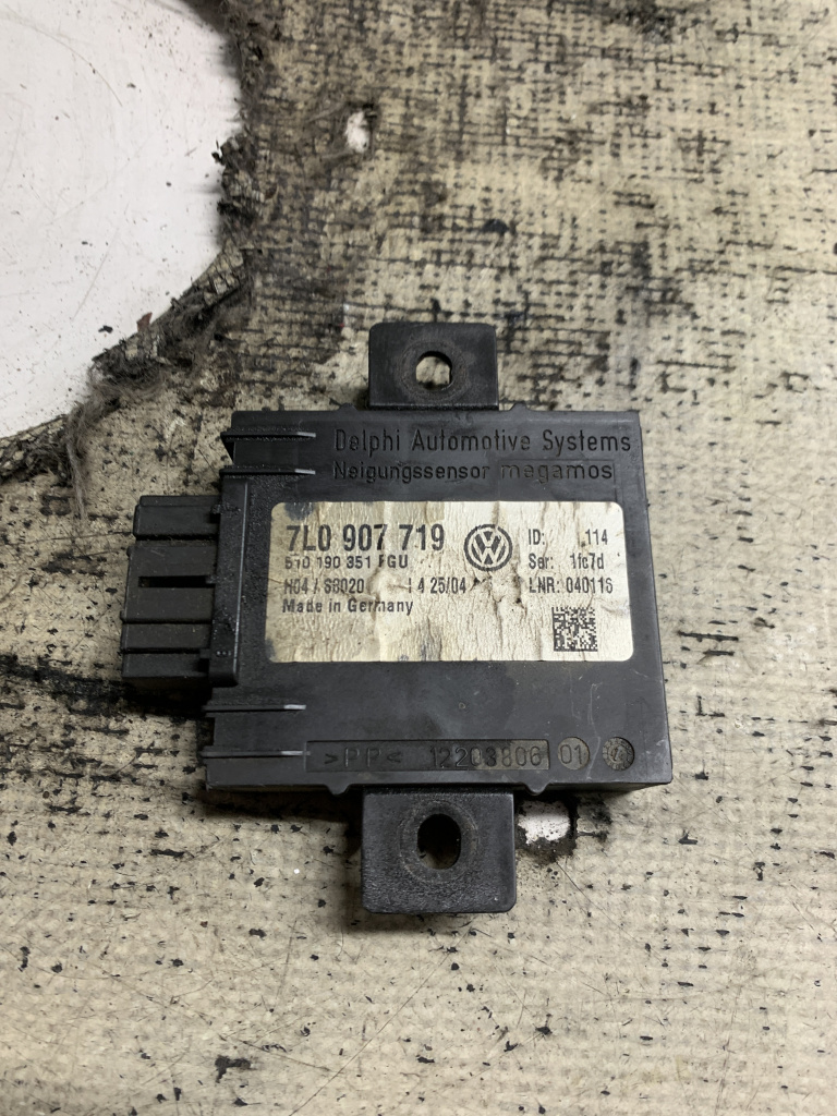 Modul alarma Volkswagen Touareg - Benzina 2008, 7L0907719
