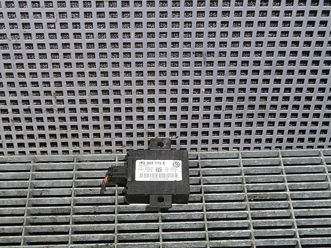 MODUL ALARMA VW JETTA III JETTA III - - (2005 2010)