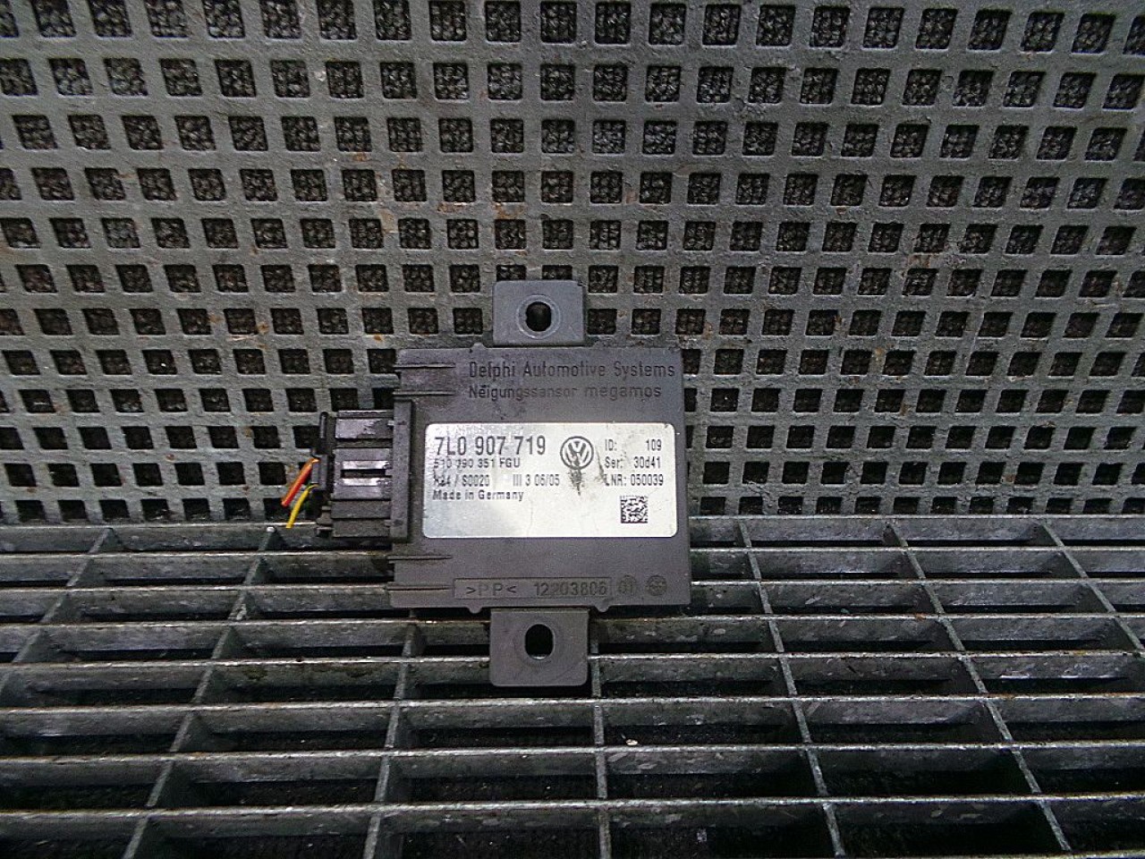 MODUL ALARMA VW TOUAREG - - (2002 2006)