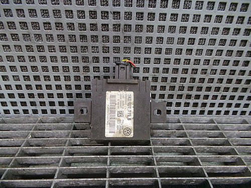 MODUL ALARMA VW TOURAN - - (2003 2007)
