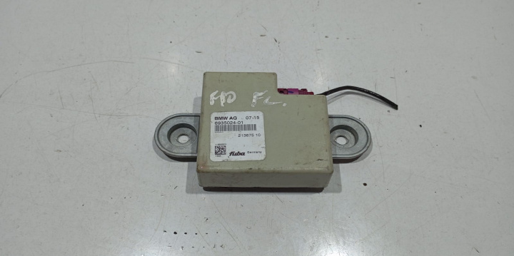 Modul amplificator antena 693502401 BMW Seria 3 E90/E91/E92/E93 [2004 - 2010]