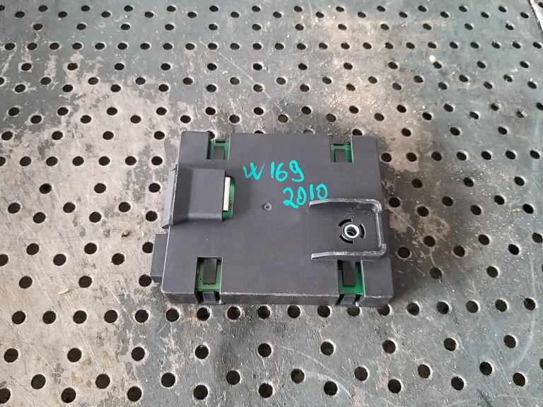 Modul amplificator antena mercedes a class w169 704403bf