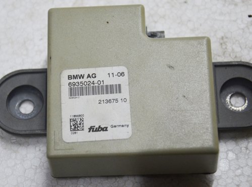 Modul amplificator filtru antena BMW E81 E82 E87 E90 E91 E60 E61 E64