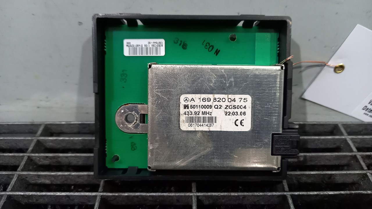 MODUL AMPLIFICATOR RADIO MERCEDES A-CLASS - - (2004 2012)
