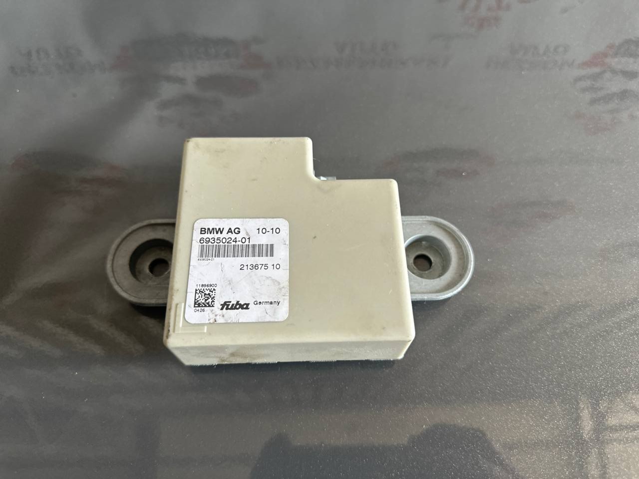 Modul antena 6935024 Bmw Seria 5 F10 Sedan 525d N47S1 (XA31)