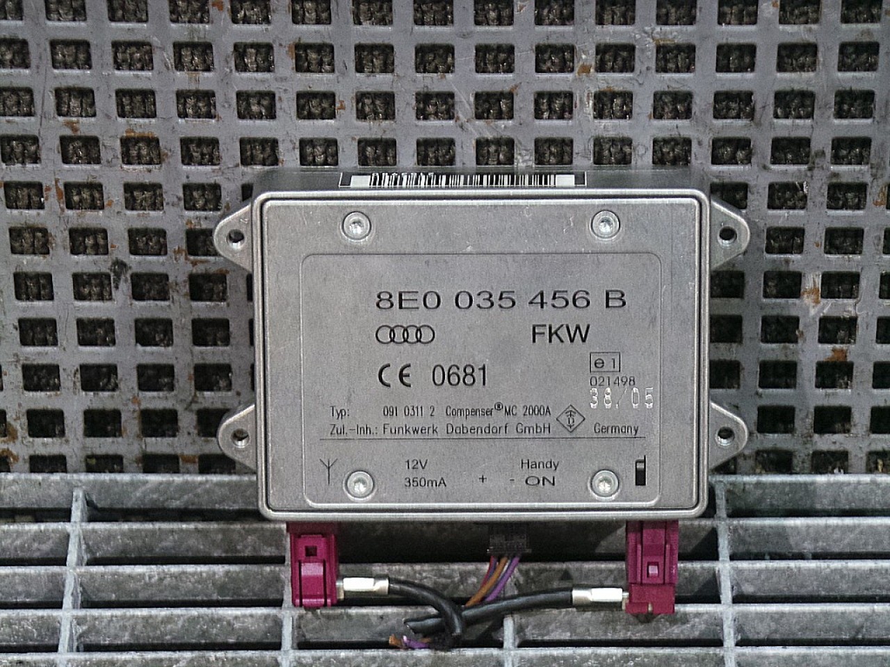 MODUL ANTENA AUDI A4 - - (2004 2007)