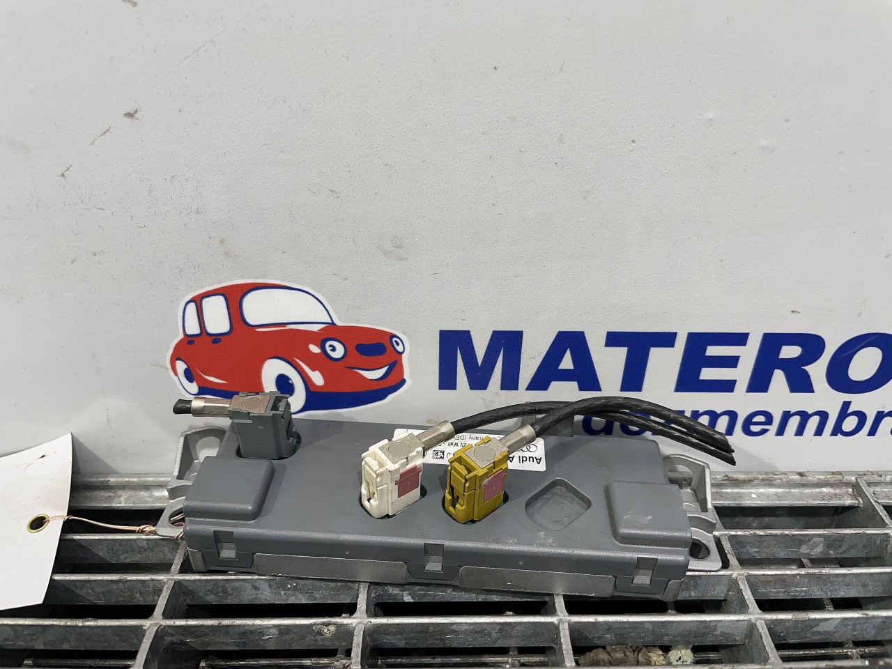 MODUL ANTENA AUDI A4 - - (2007 2011)