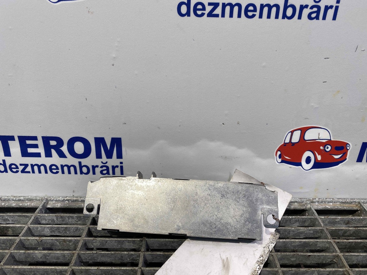 MODUL ANTENA AUDI A4 - - (2012 2015)
