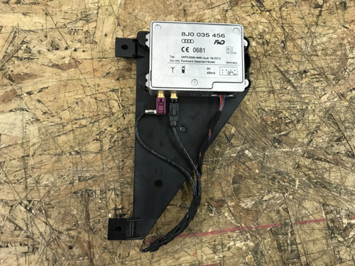 Modul antena Audi A6 Av 2.0 TDI e A6 combi 2009 (8J0035456)