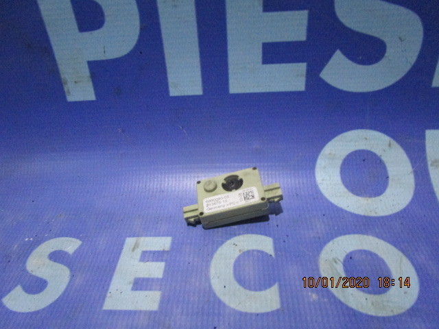 Modul antena BMW E83 X3 2009; 6990090