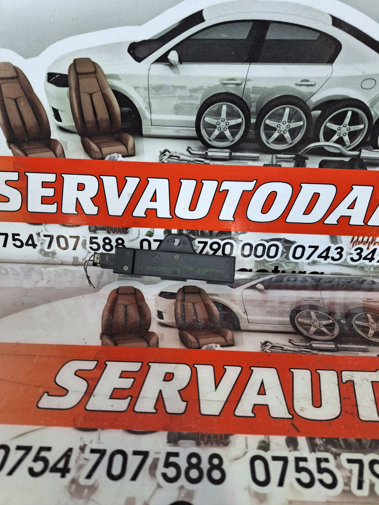Modul antena BMW Seria 5 (2010-2017) [F10] 2.0 Motorina 2012, 9220832-02