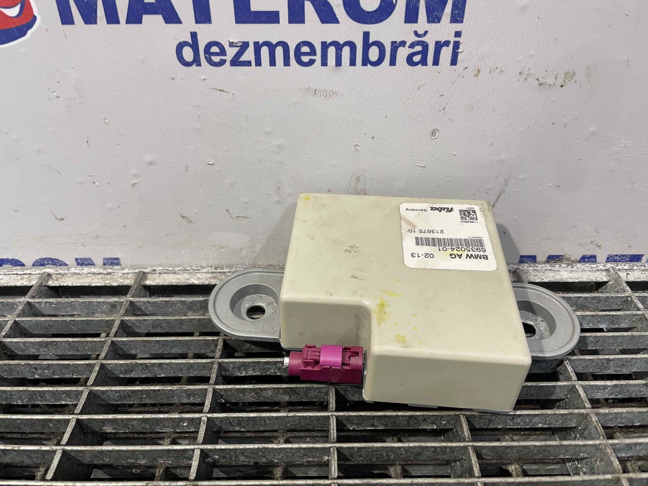 MODUL ANTENA BMW SERIA 5 F 10 - - (2010 2014)