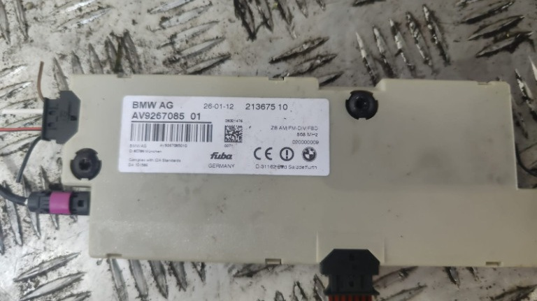 Modul antena BMW Seria 5 F10 2.0 D cod motor N47D20D an 2012 cod 9267085 01