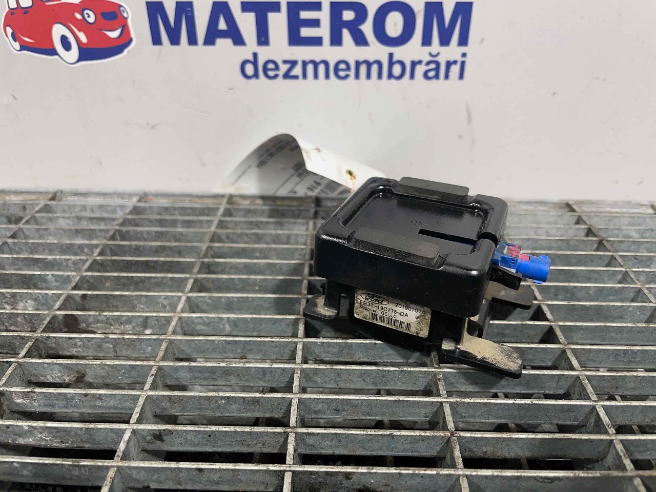 MODUL ANTENA FORD RANGER - - (2015 2022)