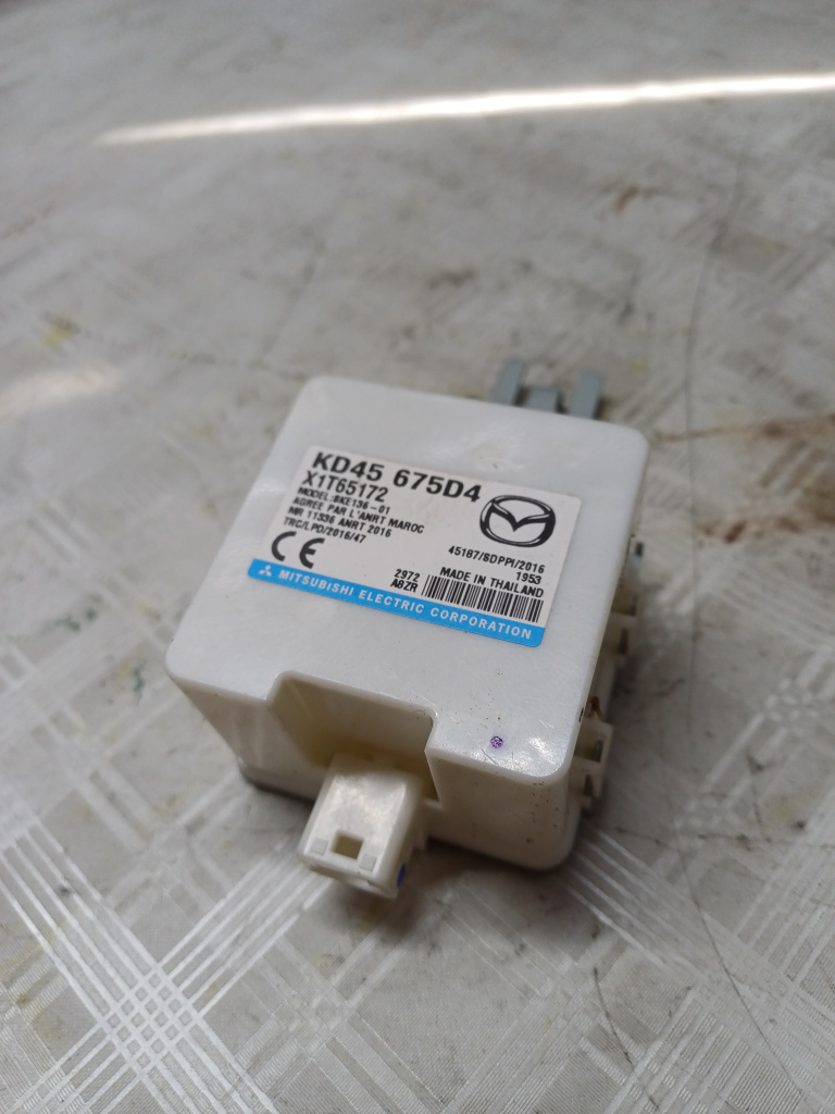 Modul antena Mazda CX-5 2.2 Motorina 2018, KD45675D4