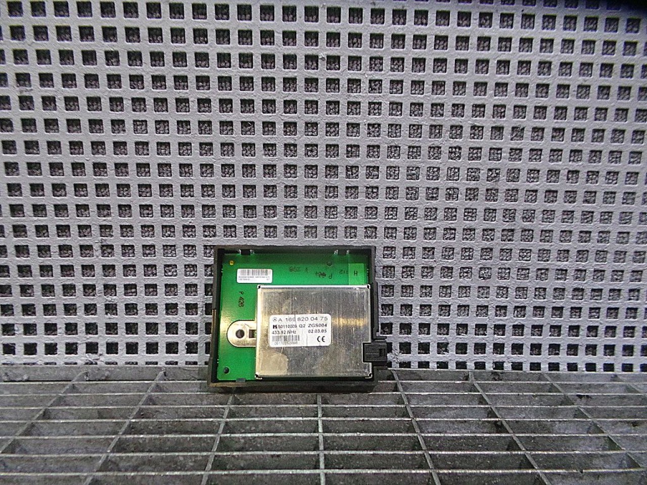 MODUL ANTENA MERCEDES A-CLASS A-CLASS - - (2004 2012)